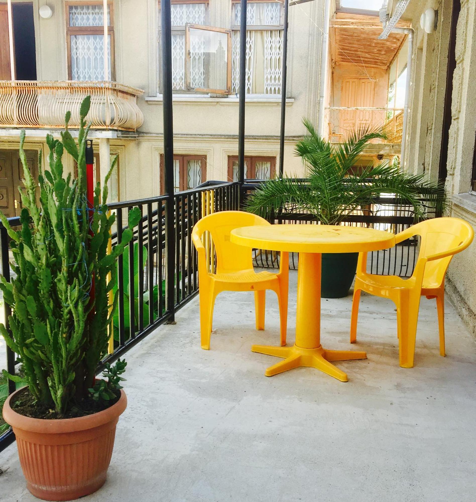 Guest House Lali Kostava 14 Zugdidi Exterior photo