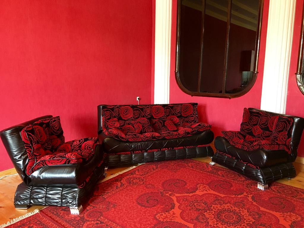 Guest House Lali Kostava 14 Zugdidi Exterior photo